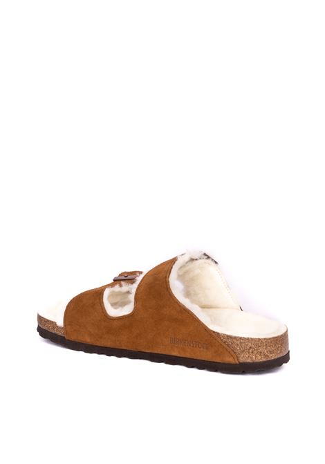 Light brown arizona shearling sandal BIRKENSTOCK | ARIZONA1001135-MINK