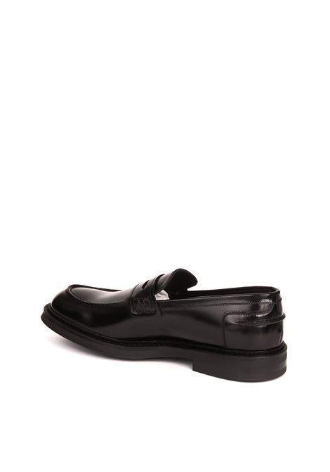 Black horse penny loafer DOUCAL'S | 2726HORSE-NERO