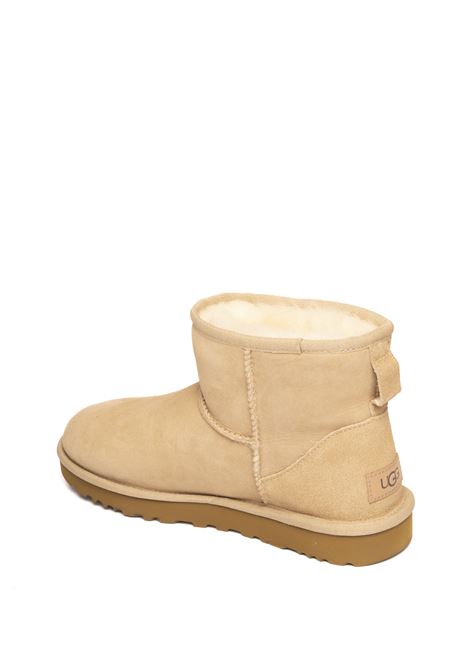 Sand mini classic logo ankle boot UGG | CLASSICMINIIMONT-SAND