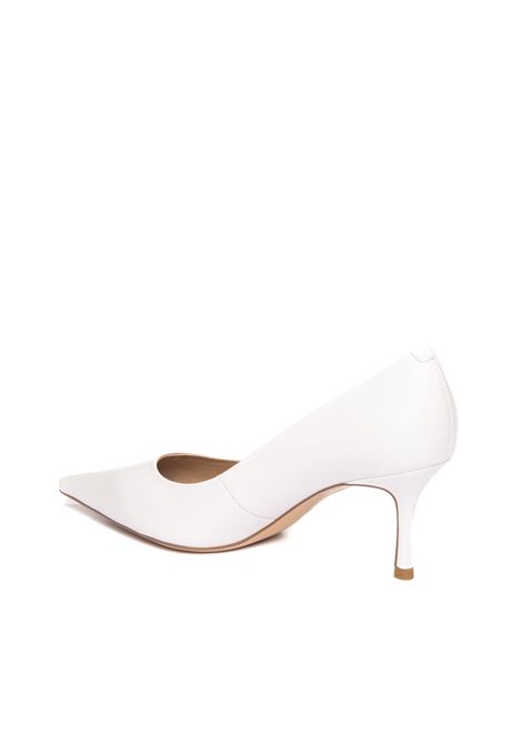 White nappa pump CHICONIC | 201NAPPA-WHITE